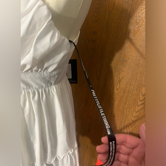 PrettyLittleThing White Ruched Frill Detail Mini Dress Size 12 NWT - Picture 3 of 6